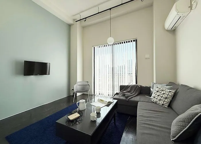 Bhotel Komachi - Breakfast & Comfort Near Downtown